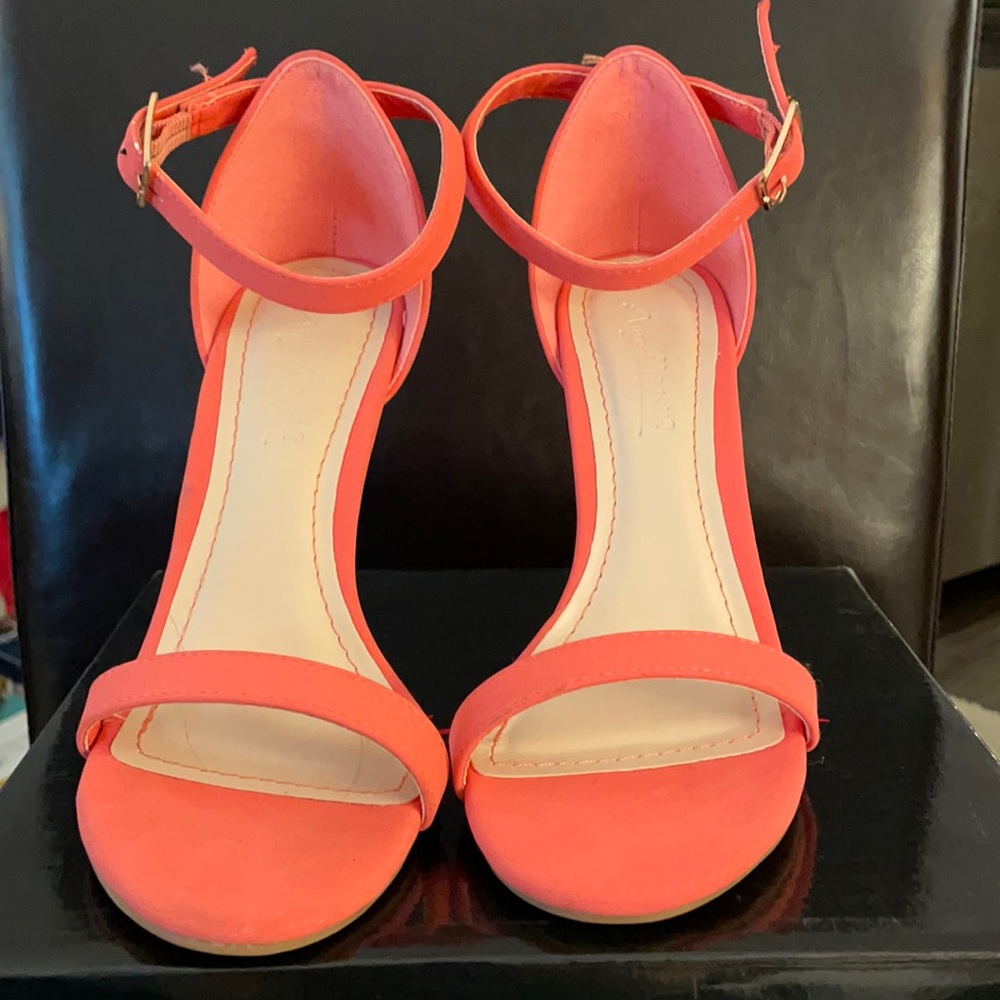 Anne Michelle Heels